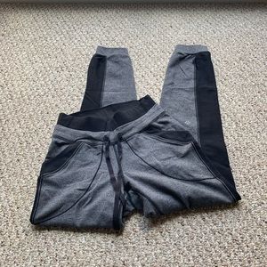 Lululemon bass runner pants sz 4